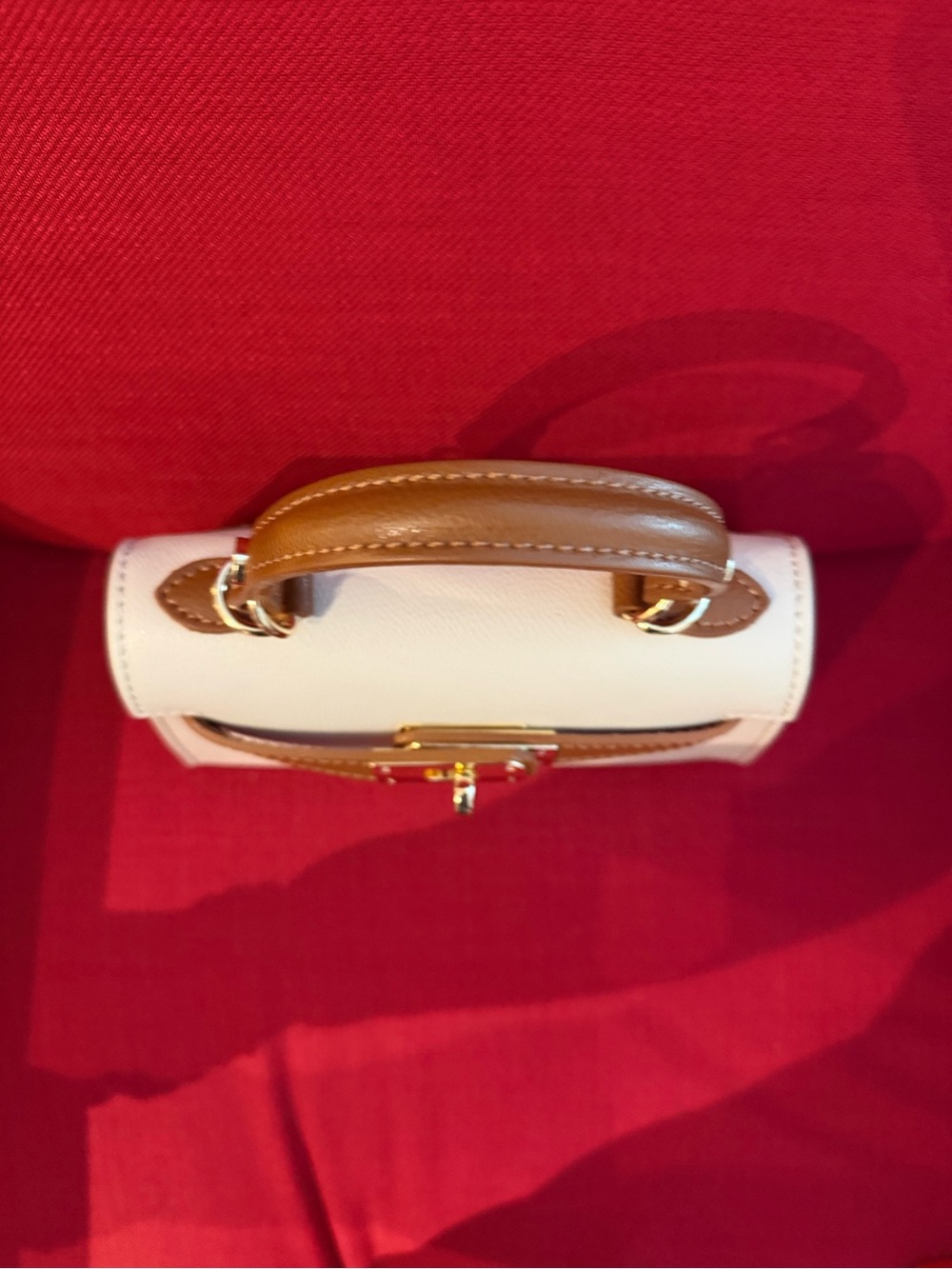 Italian Saffiano Leather Top Handle Bag | Cream & Crossbody - Picture 4 of 8